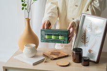 Load image into Gallery viewer, Double Prawn Brand HuoLuo Balm